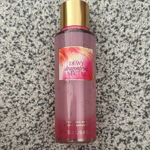 Victoria's Secret Dragonfruit Nectar Mist in Pink and Gold